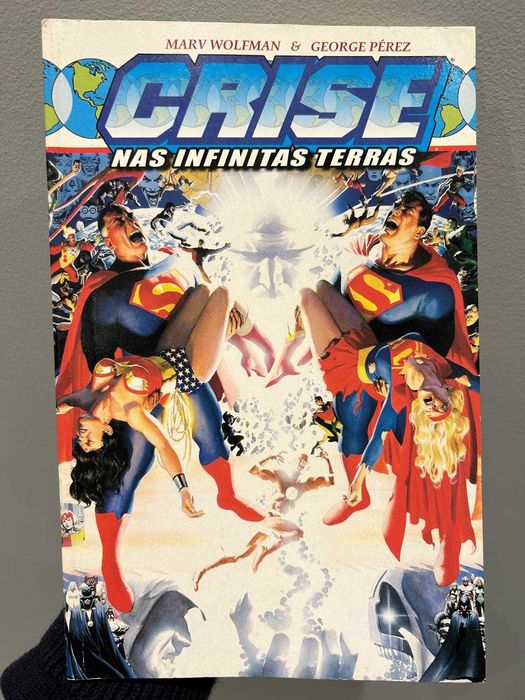 BD DC Comics - Crise Nas Infinitas Terras