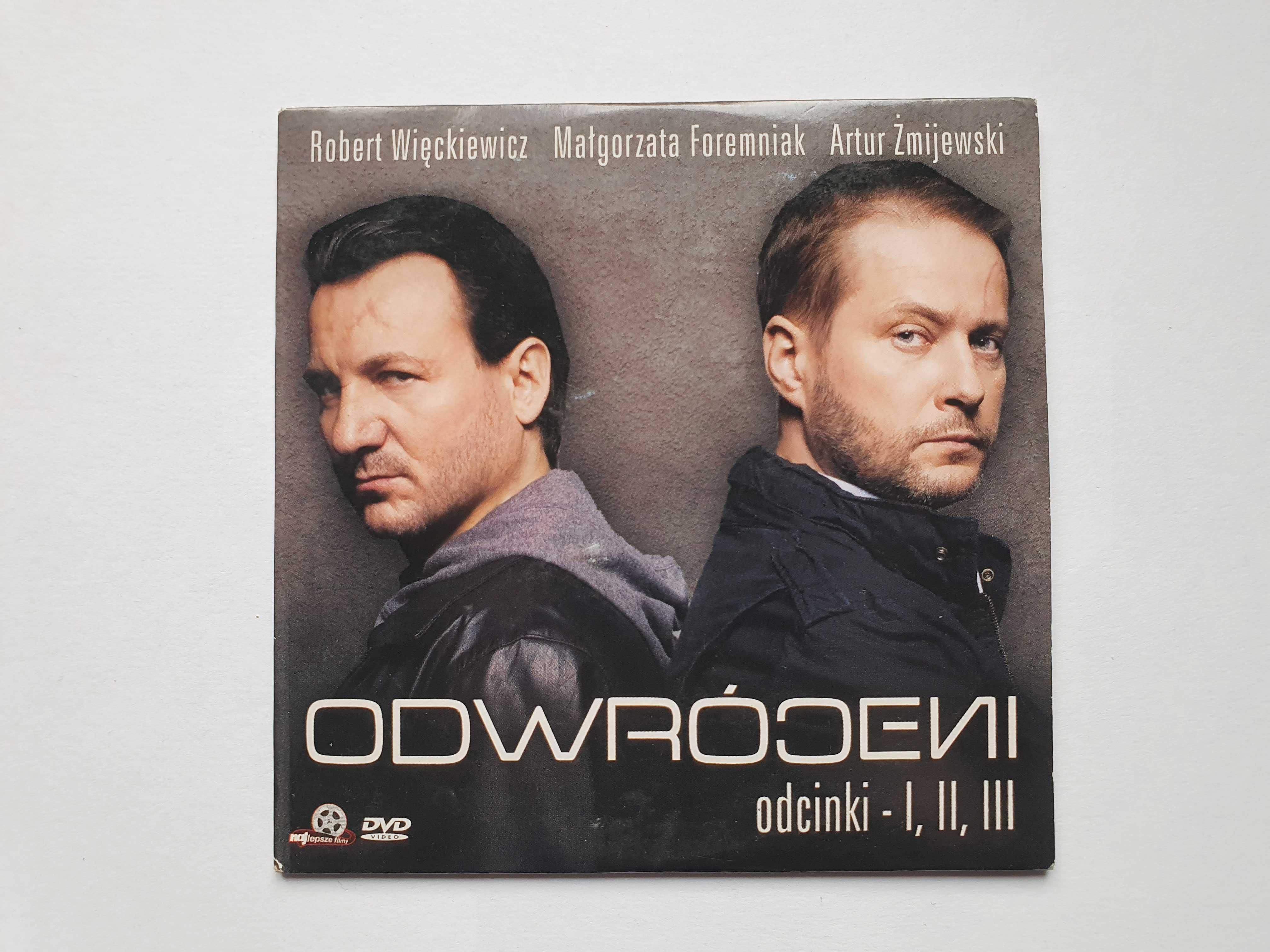 Serial Odwróceni.  Odcinki I - VII. Dwie płyty DVD