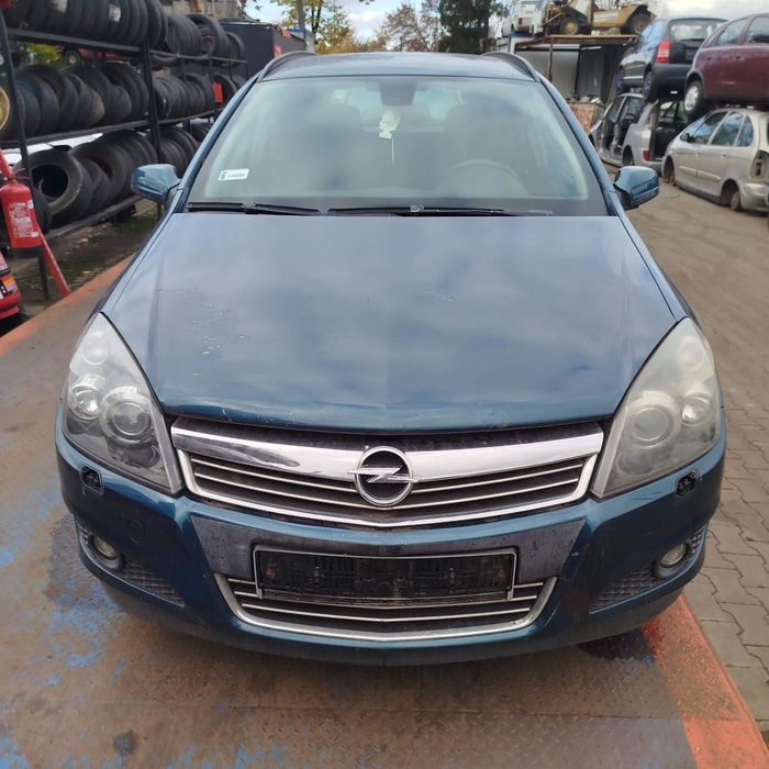 Opel Astra H na części.