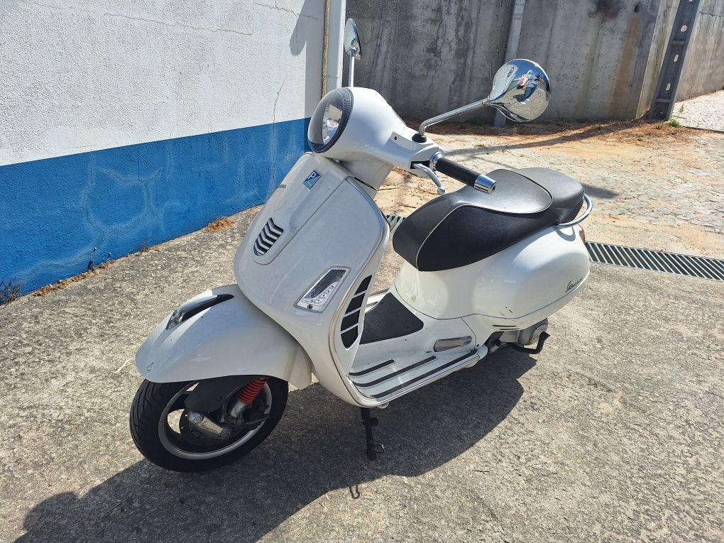 Vespas 300 gts 2015