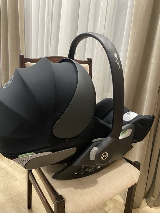 автокрісло Cybex Cloud T
