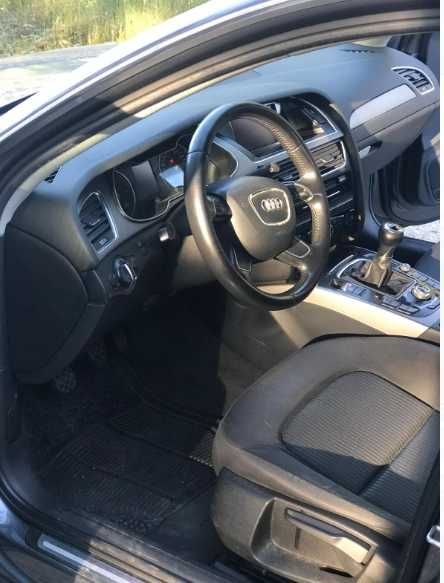 vendo audi A4 2.0 tdi