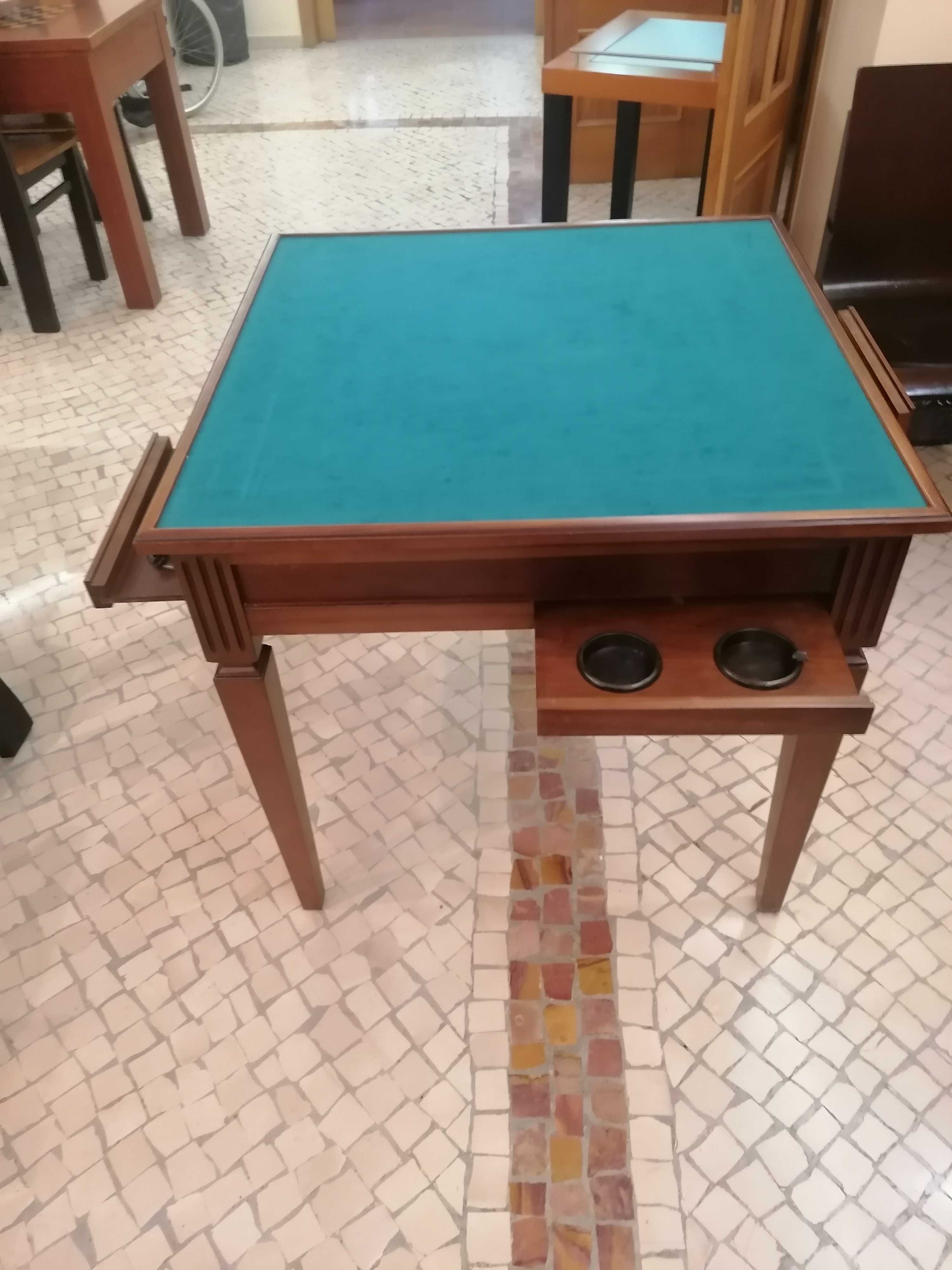 Mesa de multijogos