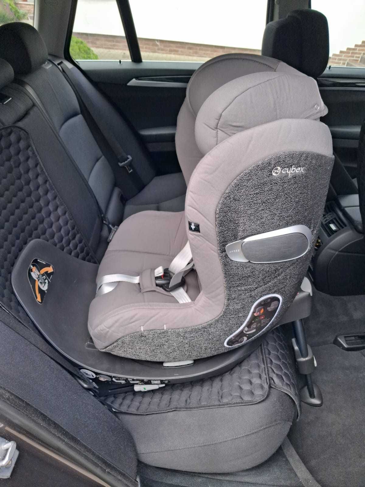 Fotelik z bazą Cybex Sirona Z i-size plus baza Z