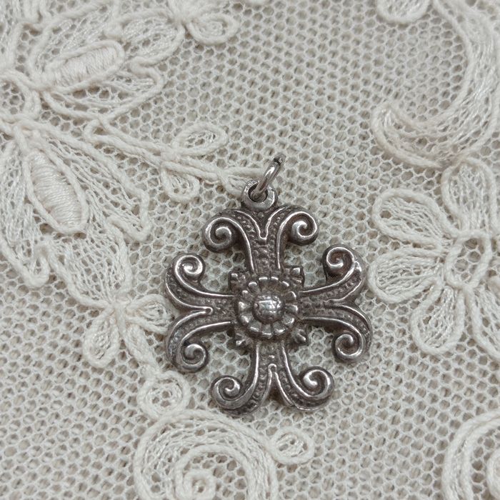 Серебряный византийский крест