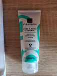 AVON - Peeling złuszczający i głęboko oczyszczający pory Clearskin