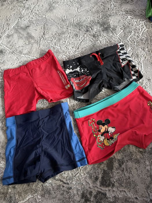 Spodenki kapielowe 4-5 lat