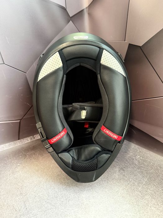 Мотошолом Agv  Shark Hjc shoei Scorpion Xlite  Ruroc Nolan rpha pista