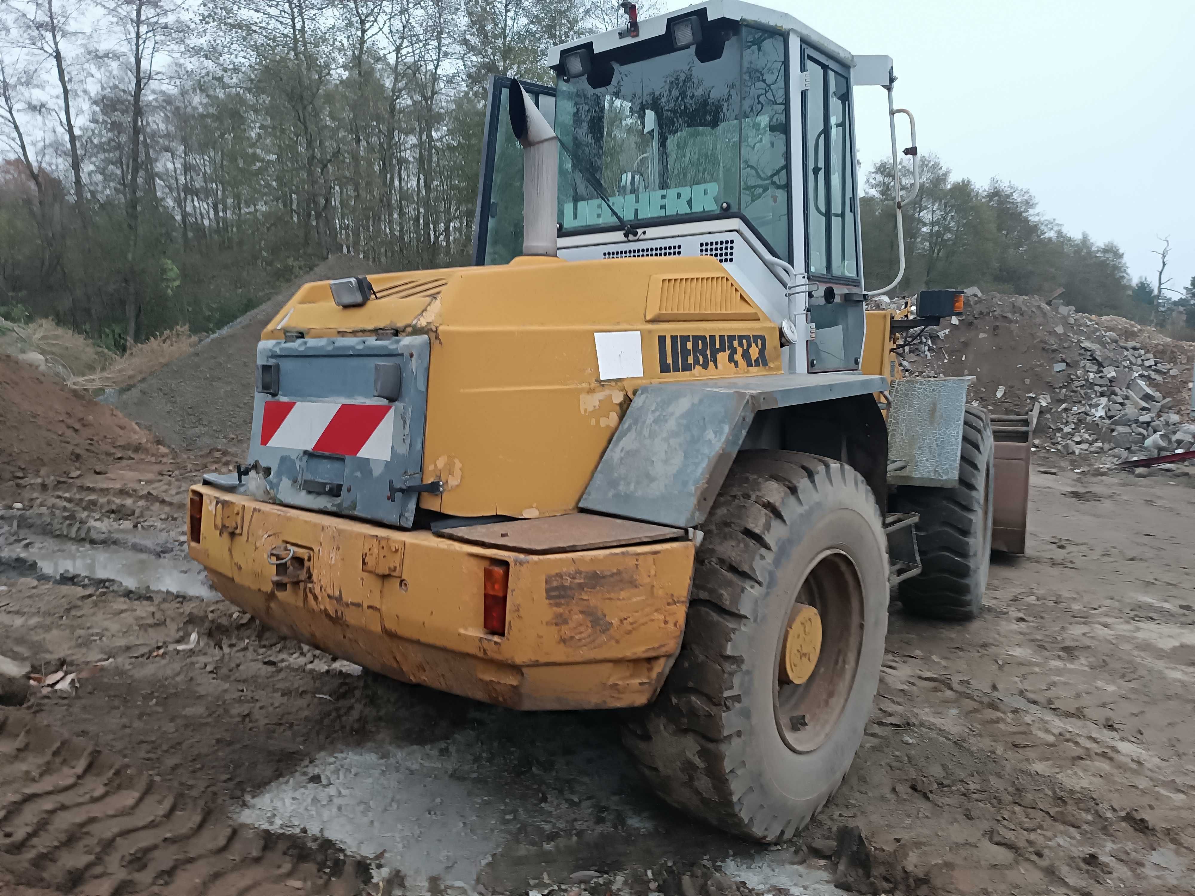 Ładowarka Liebherr L522