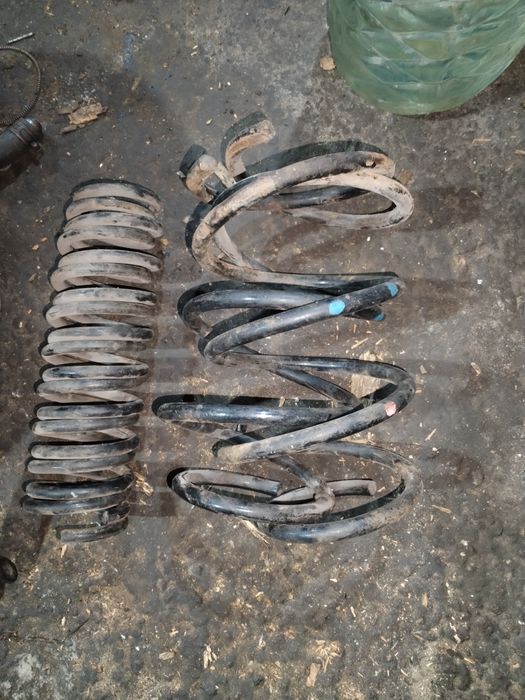 Продам пружины и амортизаторы Kia Ceed