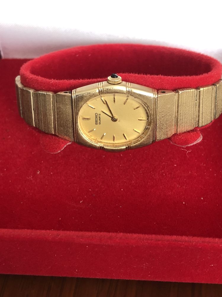 Zabytkowy zegarek damski japońskiej marki Seiko Vintage