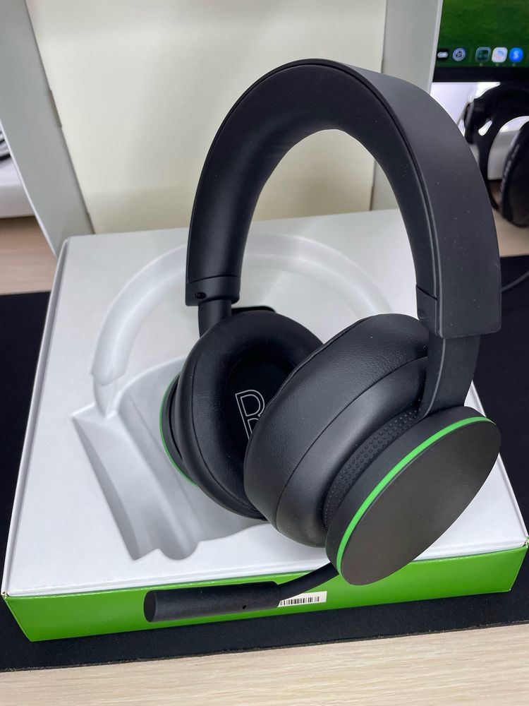 Беспроводные наушники Xbox Wireless Headset