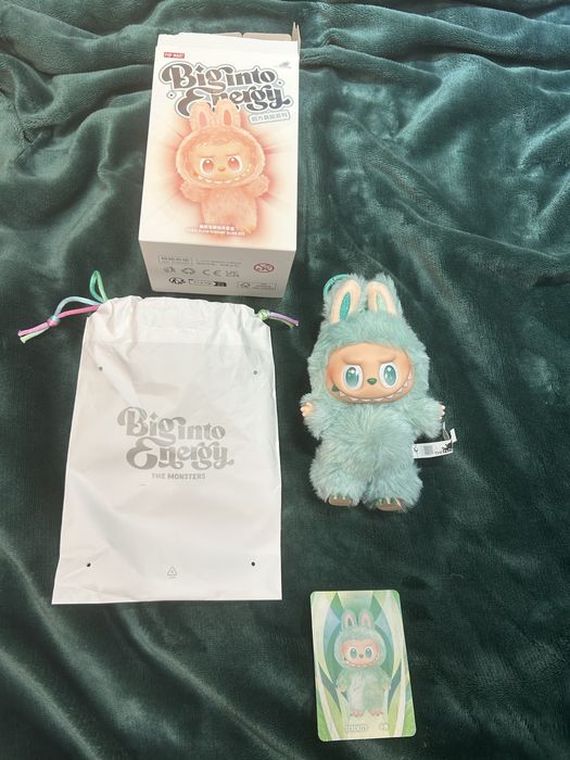 Labubu pop mart biginto energy