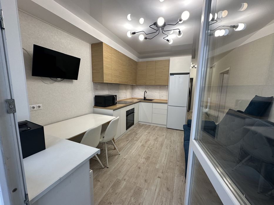 Продам 1 кім кв. ЖК Рогатинський, м Центральний ринок. Центр