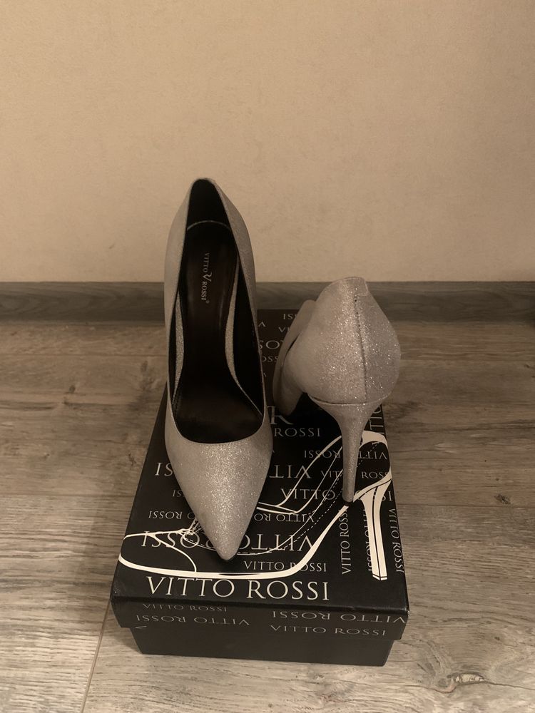 Туфли женские нарядные, свадебные, вечерние Vitto Rossi
