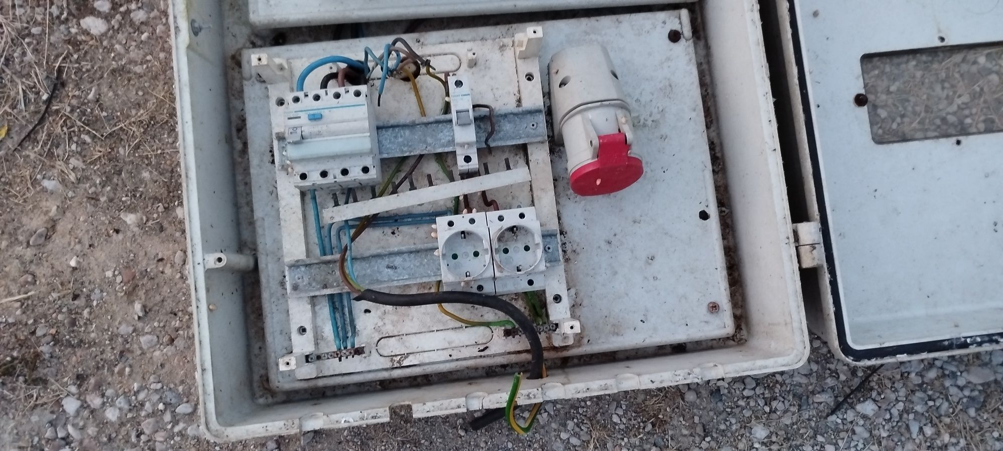 Quadro para Bomba de Água