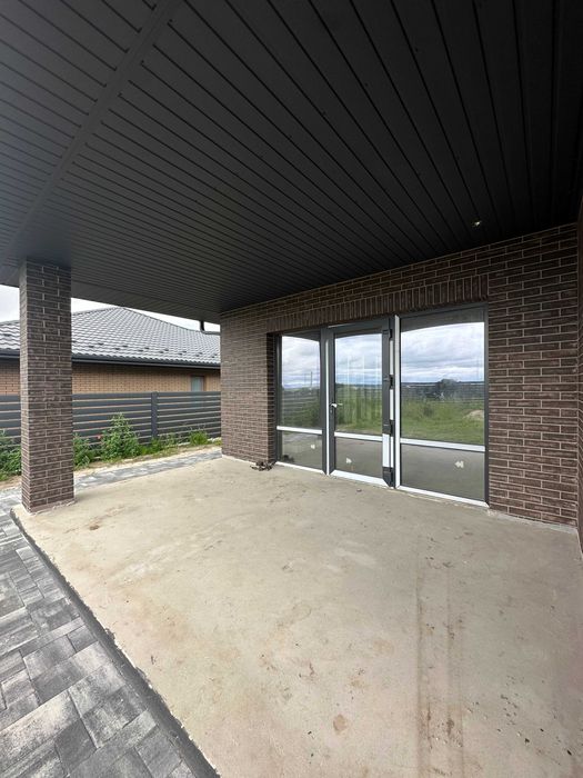 Продам просторий будинок в затишній локації