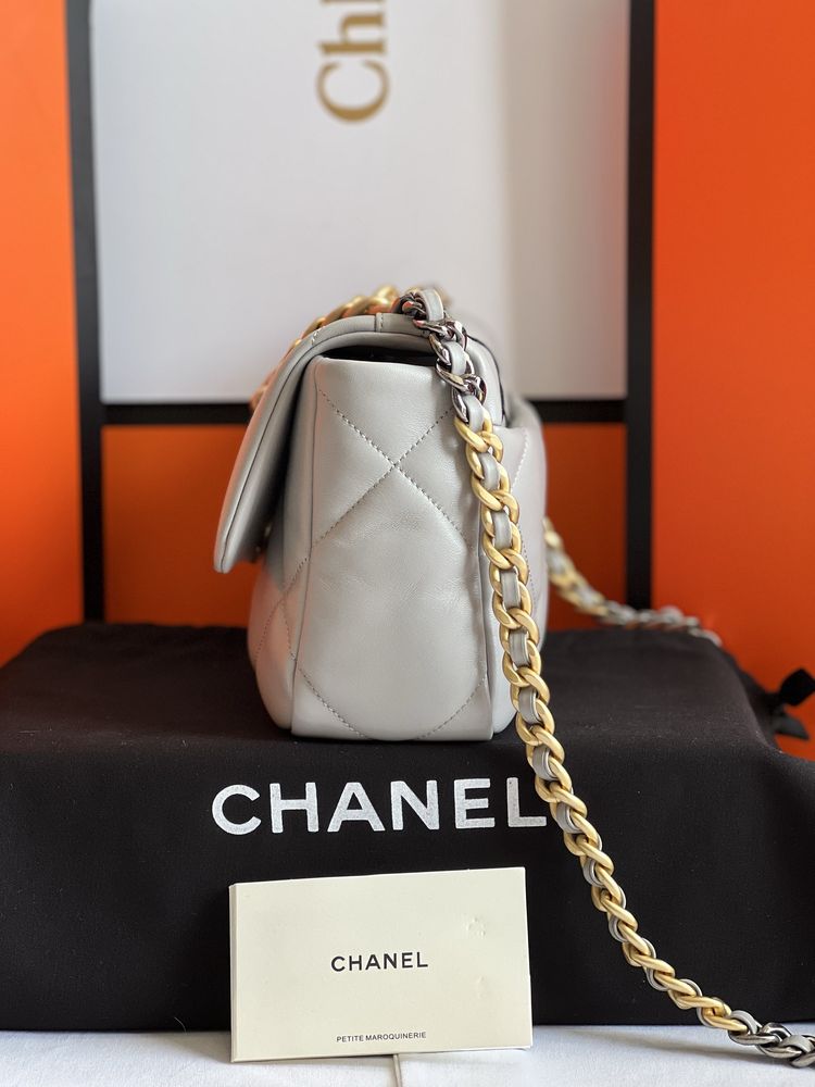 Torebka Chanel Flap Bag 19 Jasno Szary