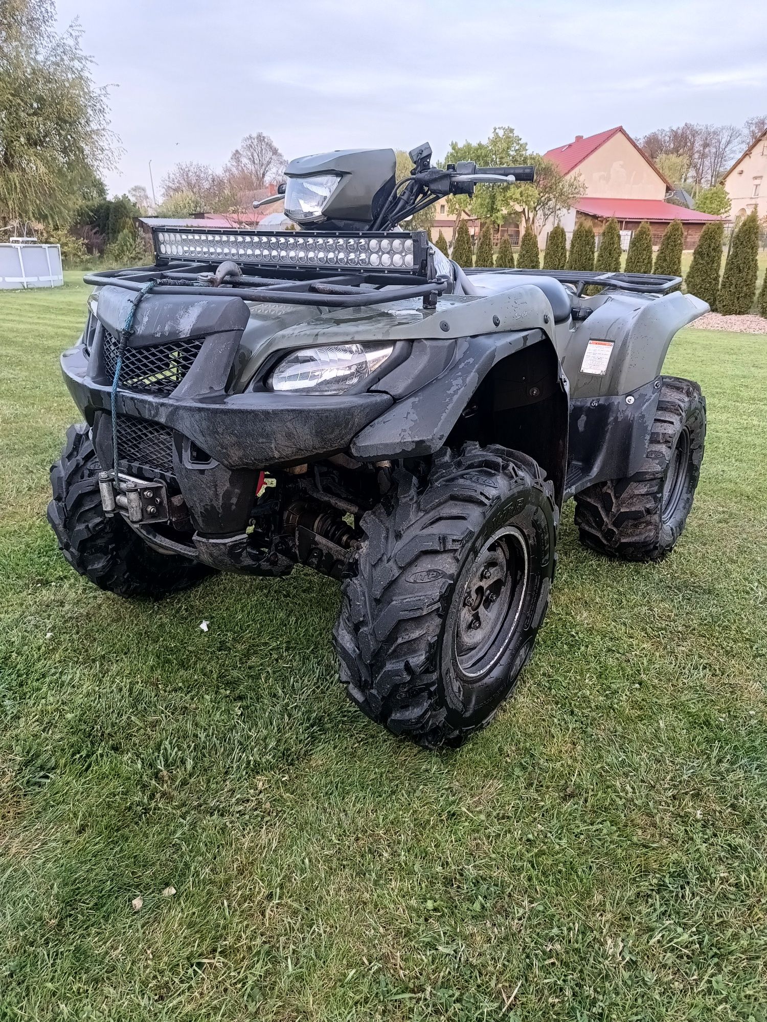 Suzuki kingquad 700