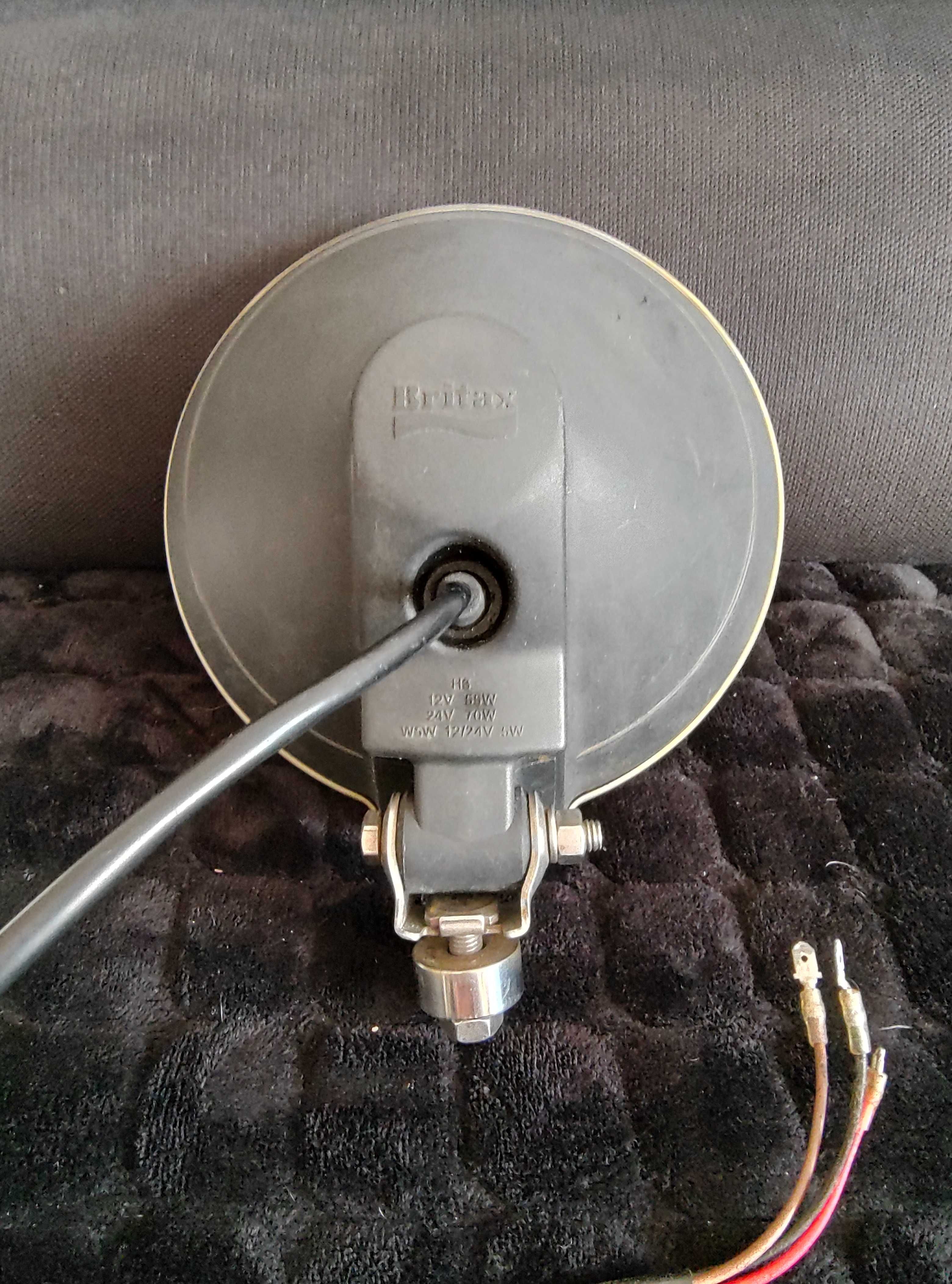 Reflektor halogen dalekosiężny Britax niebieski