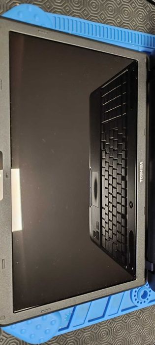 Toshiba Satellite C660-11W Recondicionado– 8GB RAM |SSD 512GB|Office