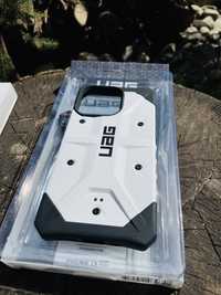 UAG iPhone 13 Pro  Spigen чехол