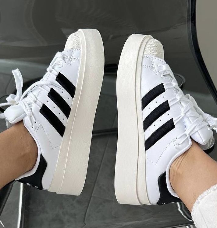 Жіночі кросівки Adidas Superstar White Black