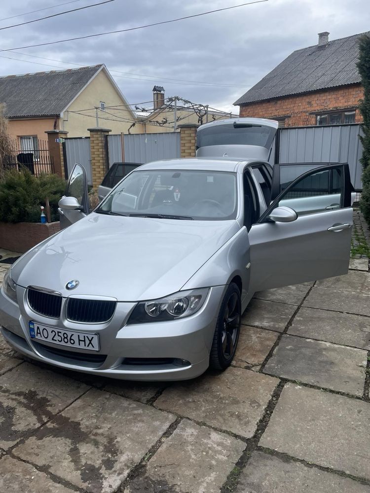 Bmw 320d e91 2.0