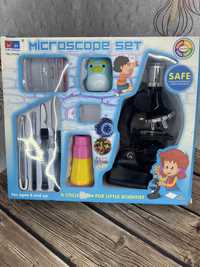 Іграшка дитячий мікроскоп