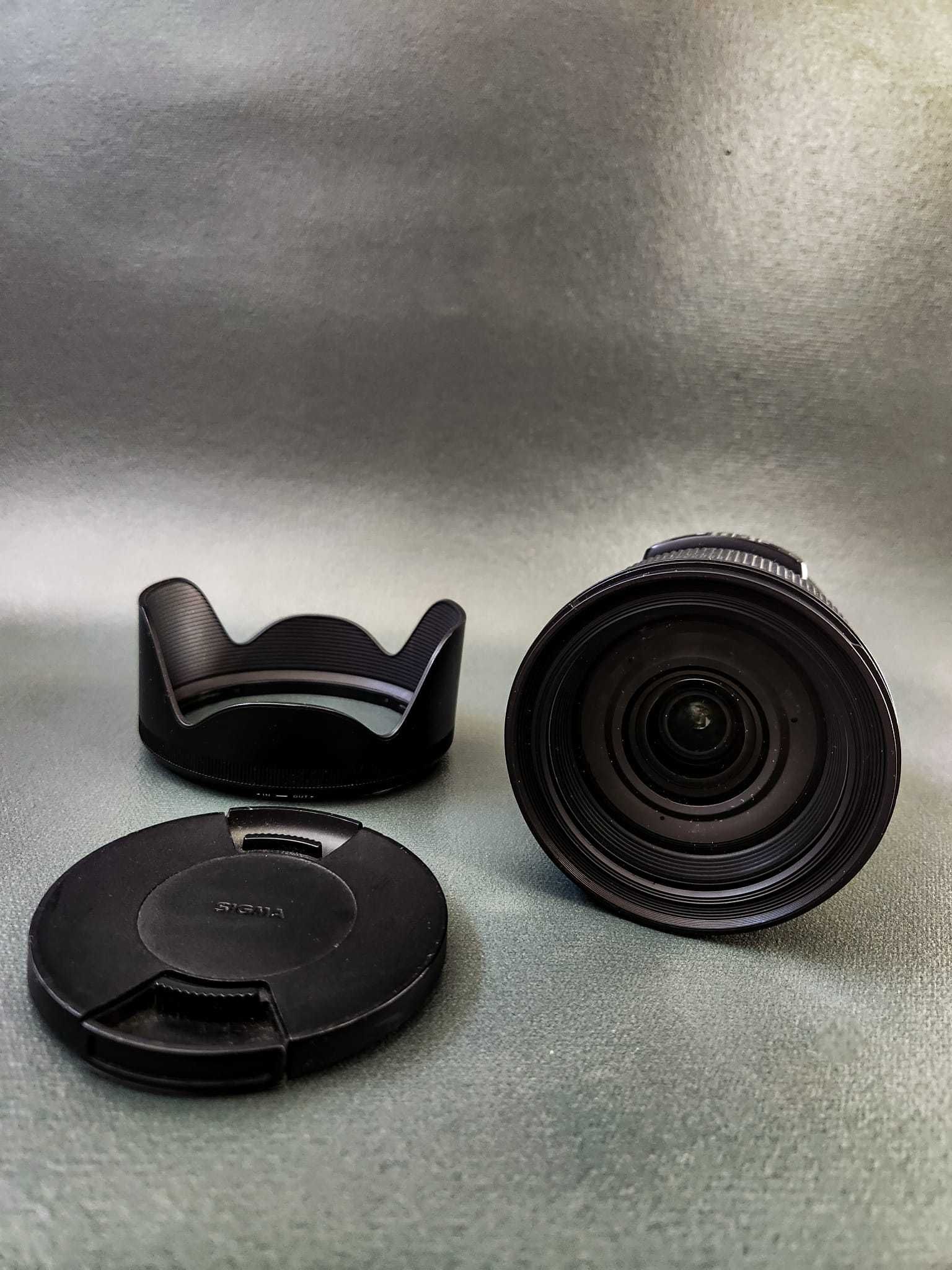 Sigma - 24-105mm F4 DG OS HSM | Art