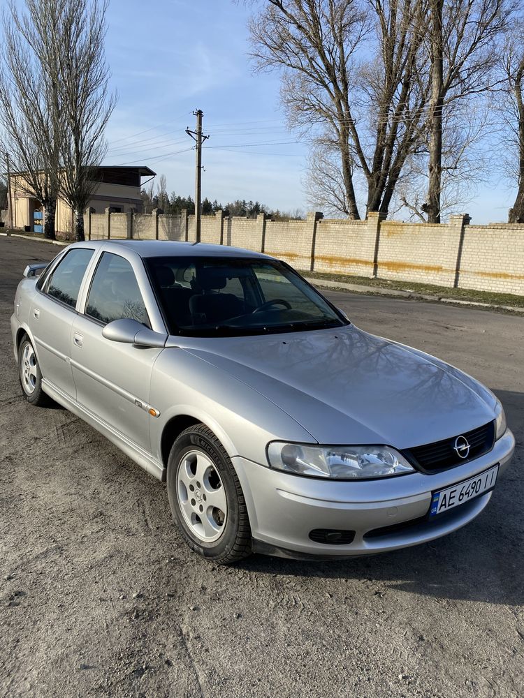 Opel. Vectra B 1999