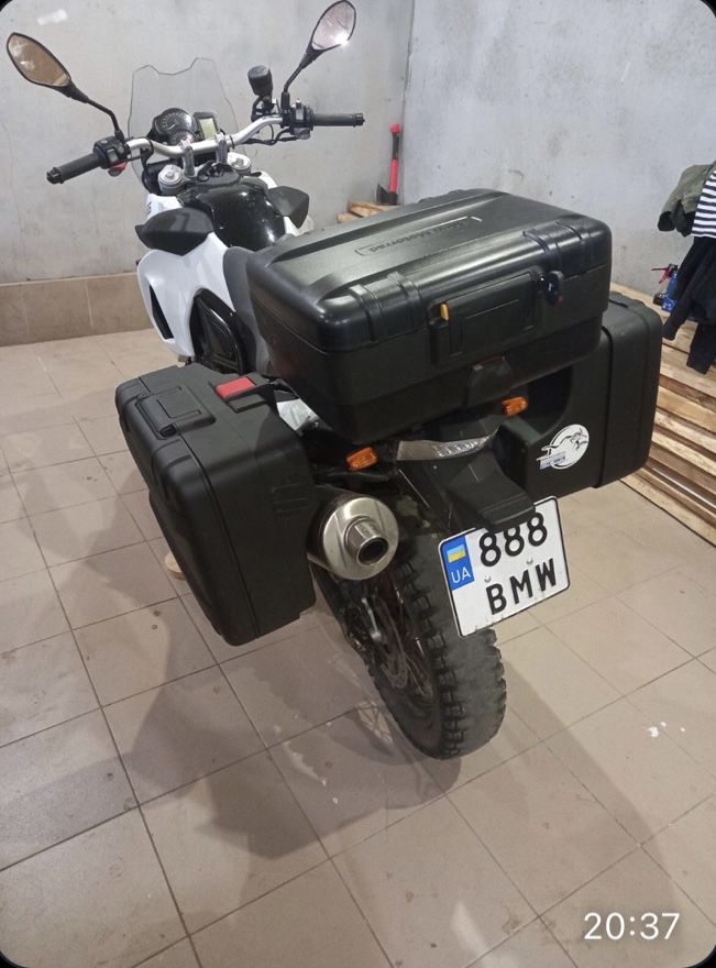 Продам BMW гусь F800GS