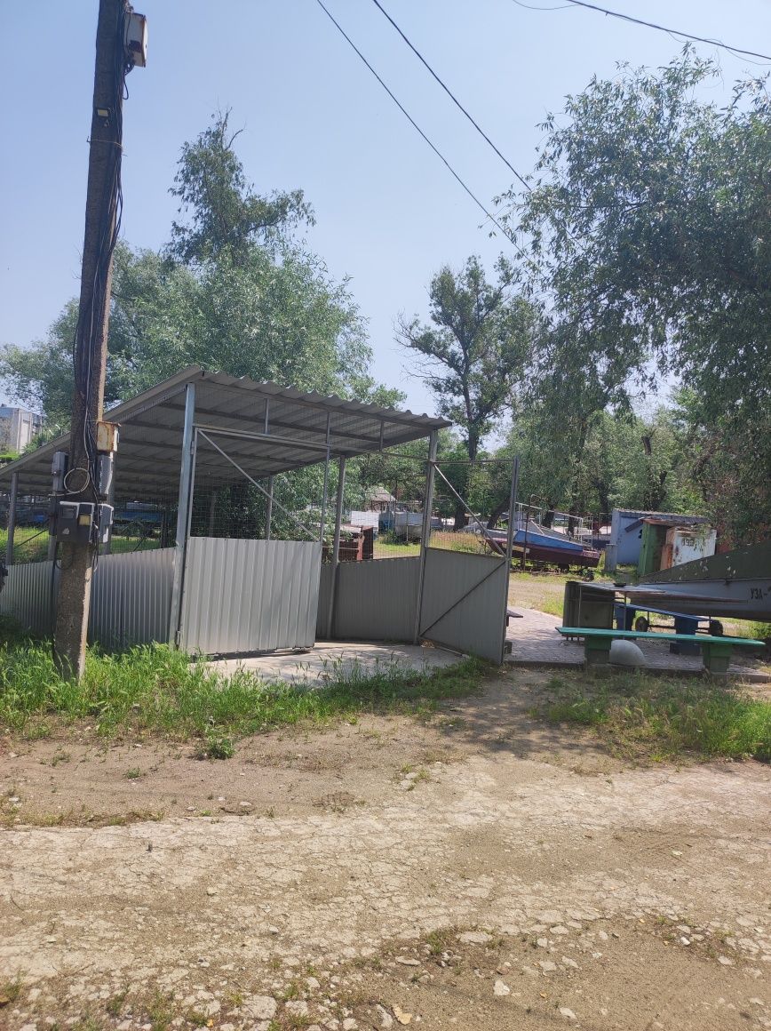 Причал, бокс , эллинг, беседка у воды