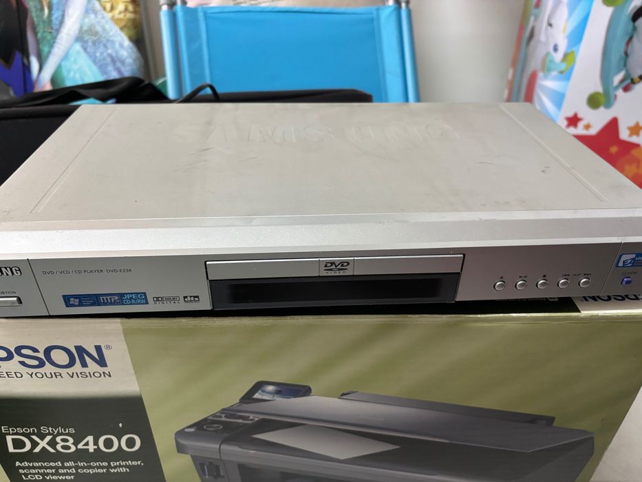 SAMSUNG DVD- E234 usado