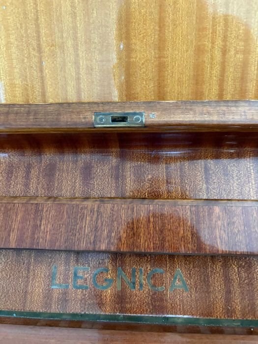 Legnica pianino plus stołek wydam