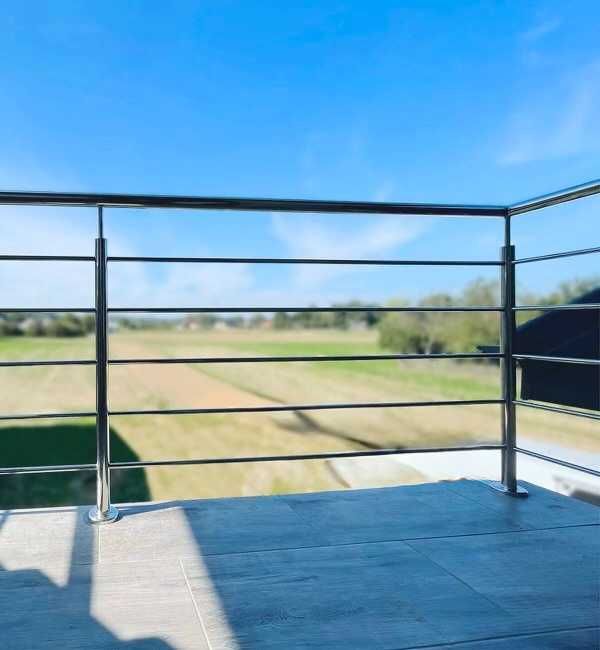 Balustrady ze Stali Nierdzewnej– precyzja, trwałość, estetyka