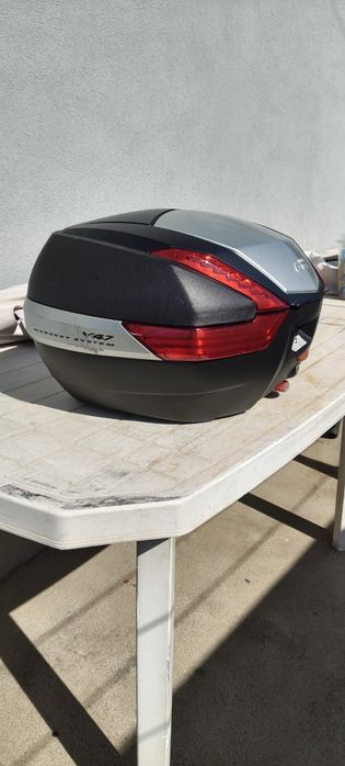 Top Case GIVI Monokey V47