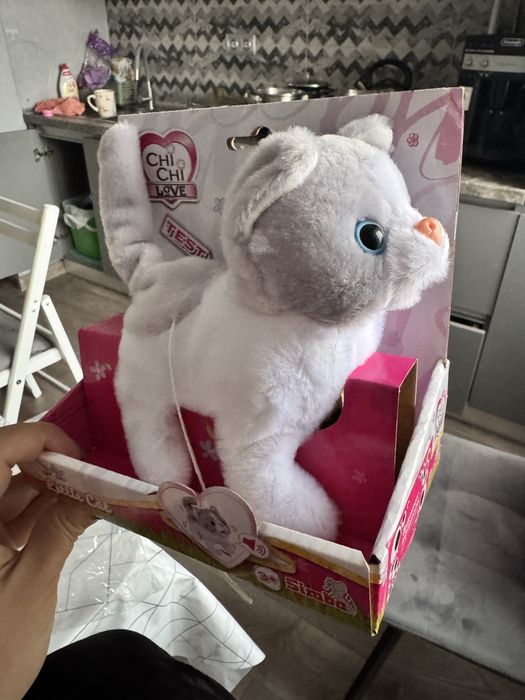 Іграшка інтерактивна