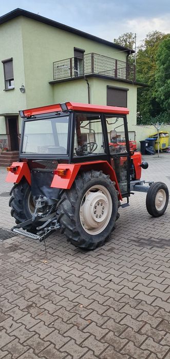 Kabina c330 c360 Kabina ciągnikowa c330 c4011 maska c360