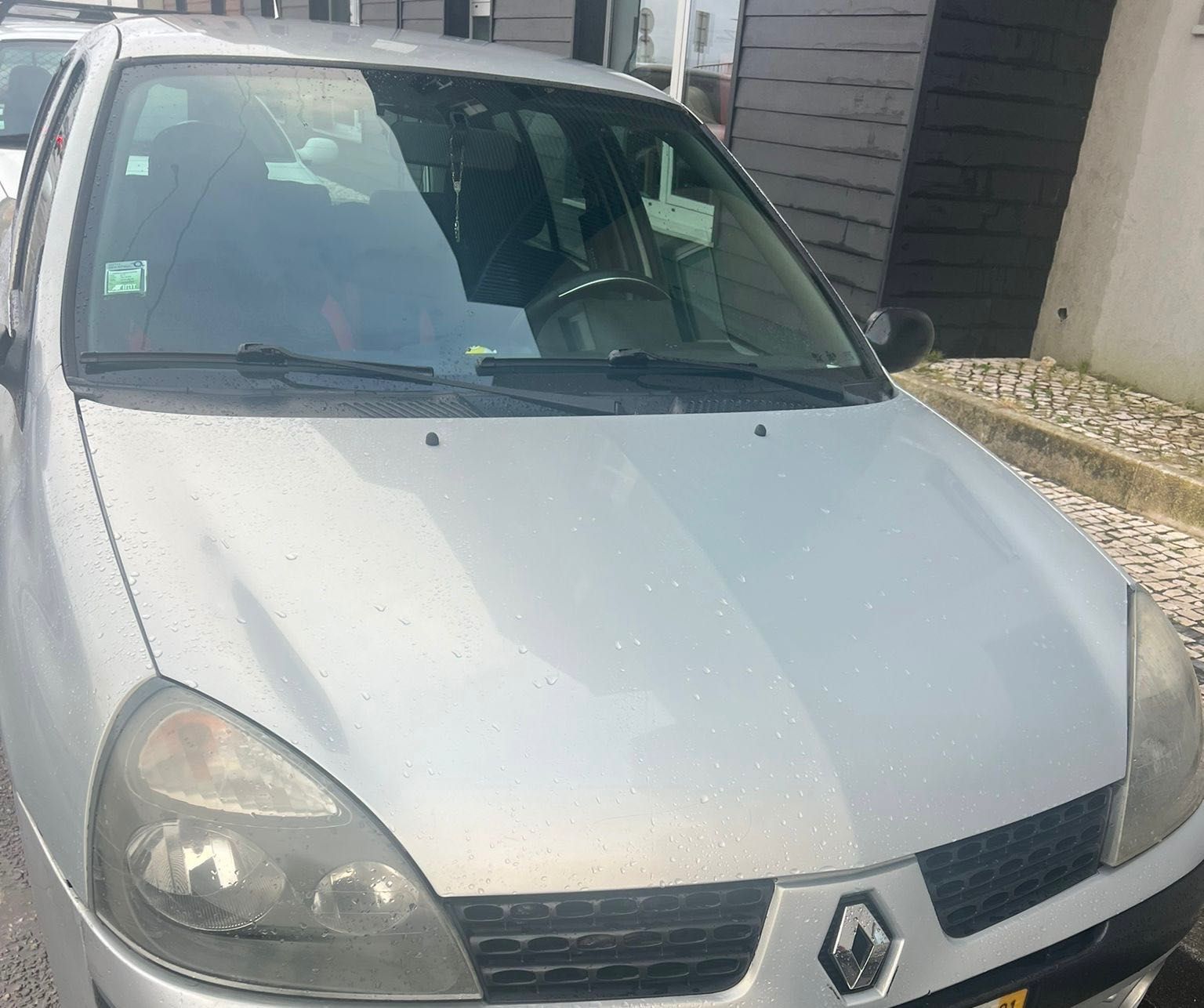 Renault clio II 2001 gasolina