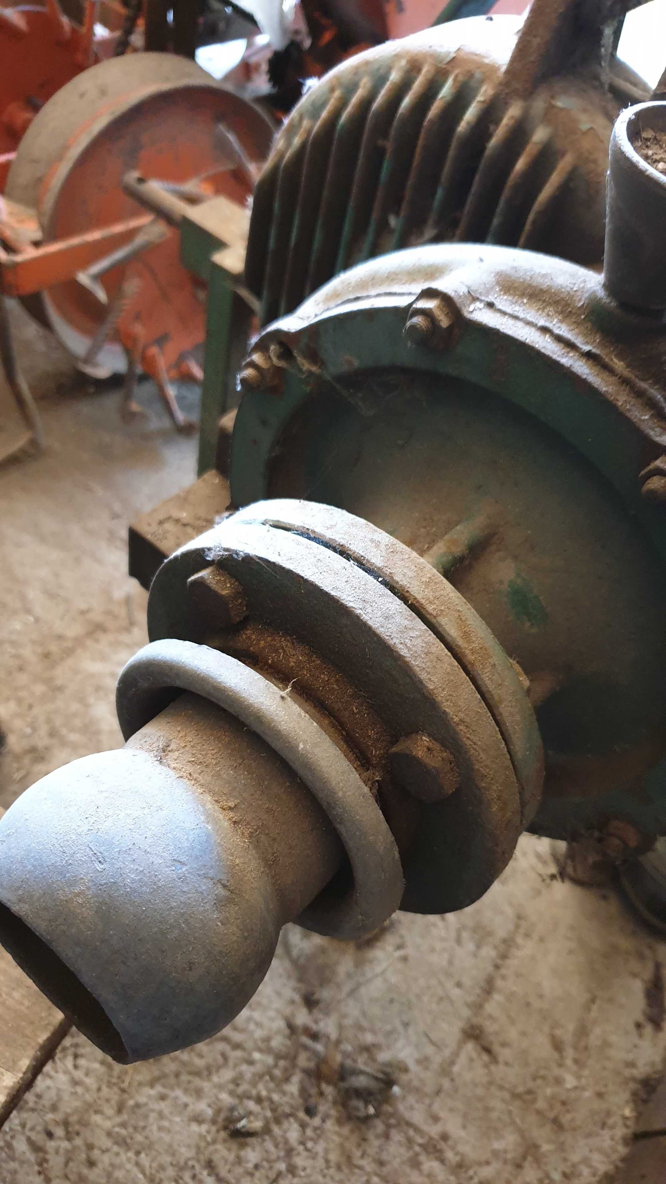 Bomba de rega para trator