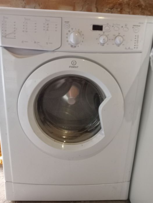 Продам стиральную машину