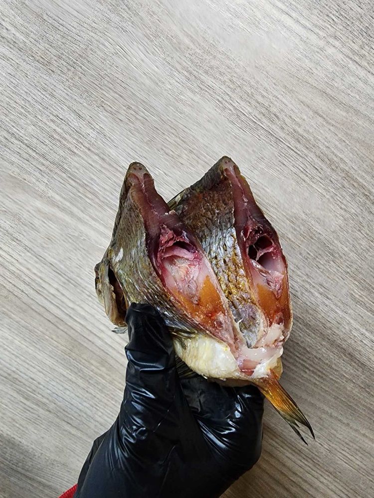 Вʼялена , копчена , сушена риба