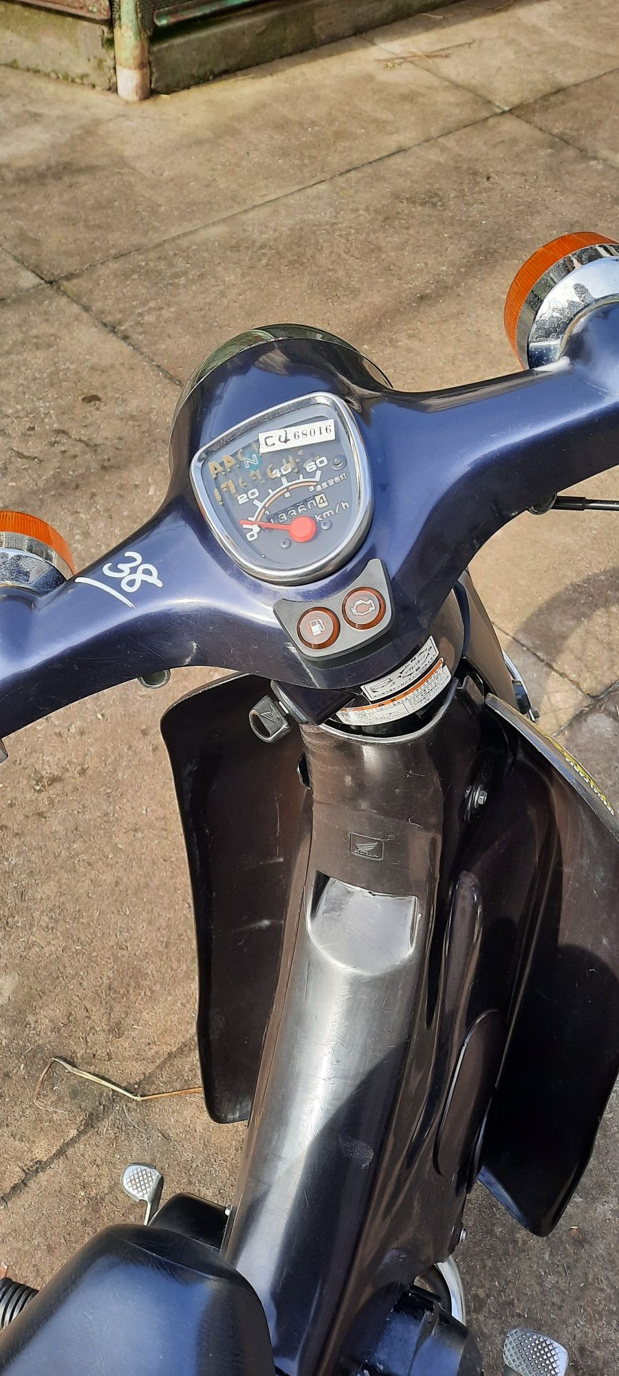 Honda super cub контейнер