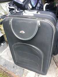 Bardzo duża walizka podróżna Ormi