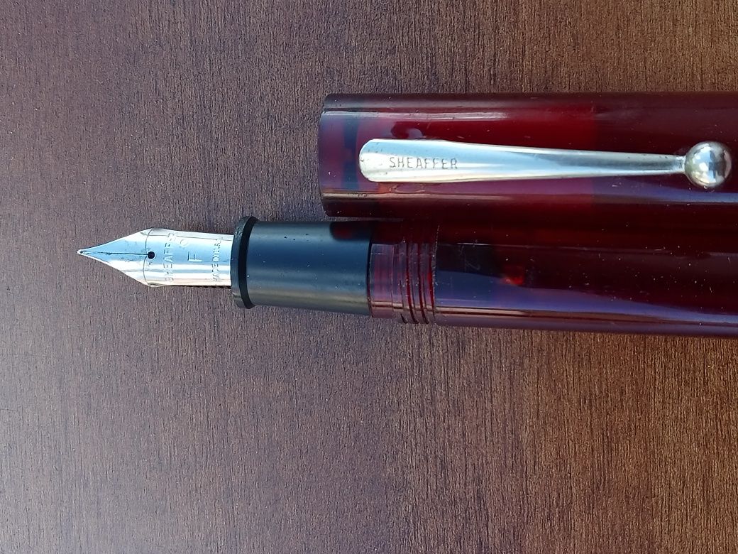 Sheaffer Nonsense transparente