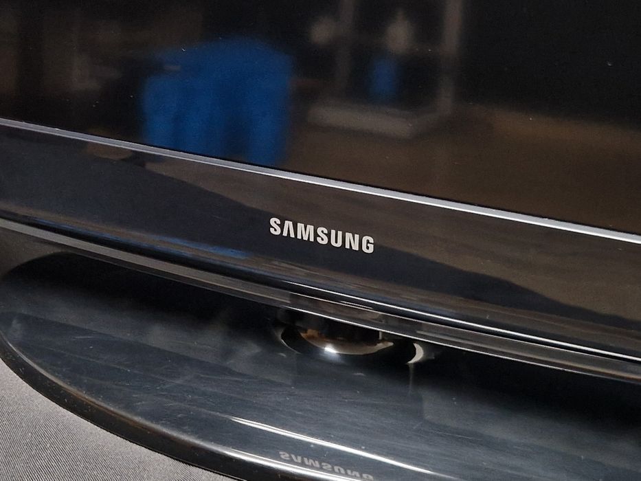 Телевізор Samsung LE32C454E3W