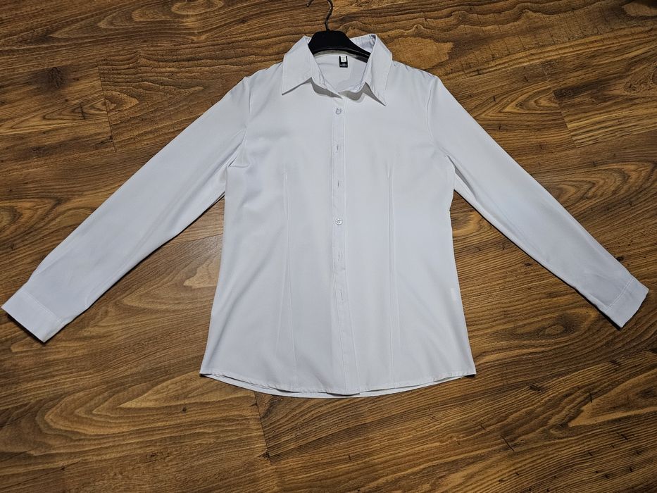 Biała koszula damska nowa rozmiar S za 21 zł
