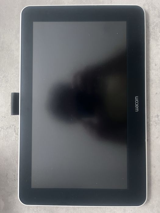 Графічний планшет з Full HD екраном Wacom One