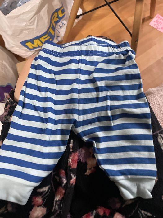 Одяг та взуття , коробка